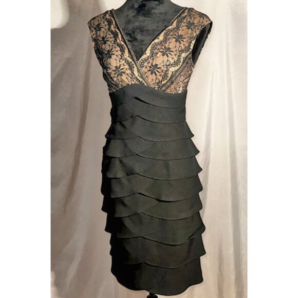 Jessica Howard Dresses & Skirts - Jessica Howard Cocktail/Evening Dress, Fish Scale Skirt, Lace Bodice, Size 6P